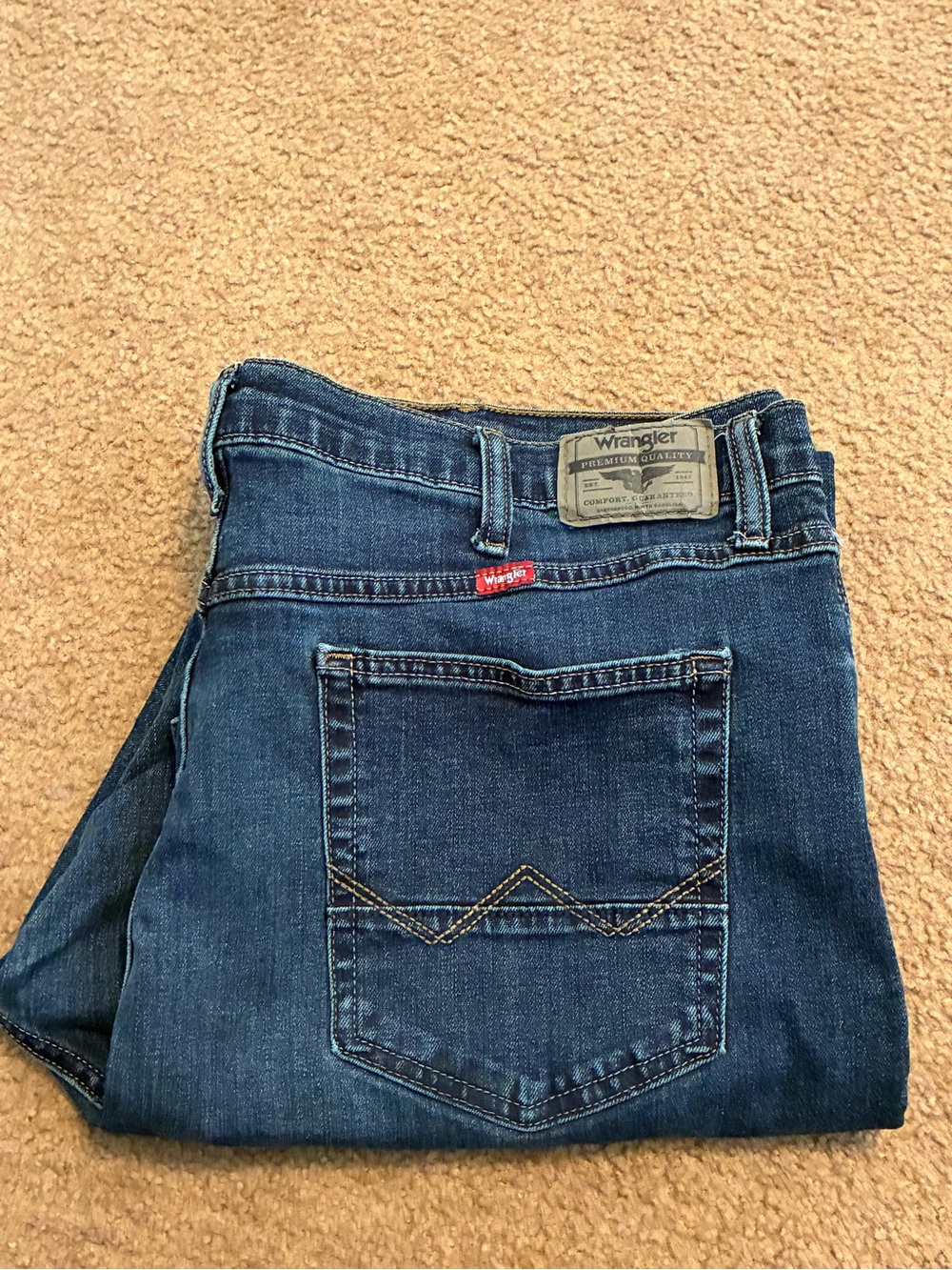 Wrangler Men's  42x30 slim straight